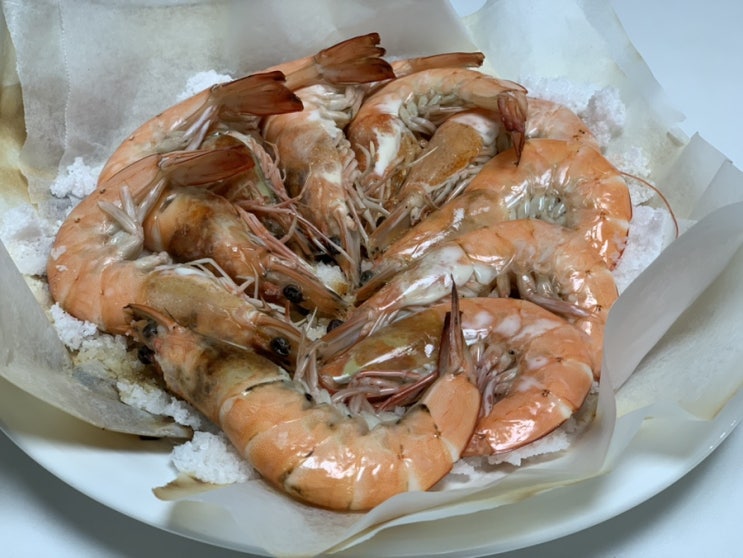 국내산 제철 흰다리새우로 팬에 소금깔고 맛있게 구워먹기! ( + 더 맛봄 흰다리 새우 1kg/ 새우구이 손질& 레시피 포함) 국내산 제철 흰다리새우로 팬에 소금깔고 맛있게 구워먹기! ( + 더 맛봄 흰다리 새우 1kg/ 새우구이 손질& 레시피 포함)