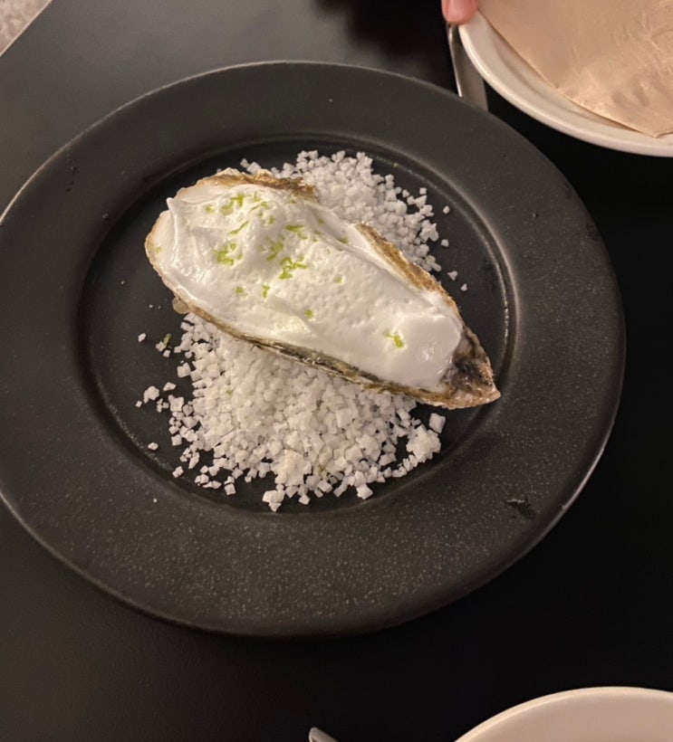  피즈 FIZZ 와인바 _ 용산 용리단길, 삼각지