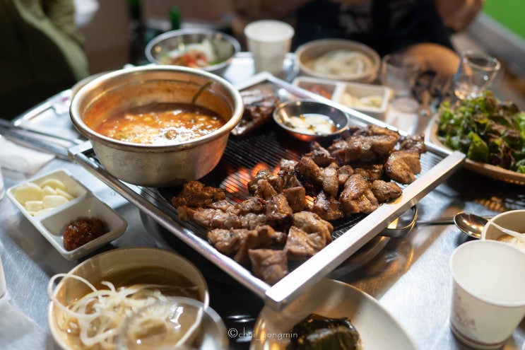 상봉역 맛집 연탄돼지갈비 부드럽고 불향 가득한 맛