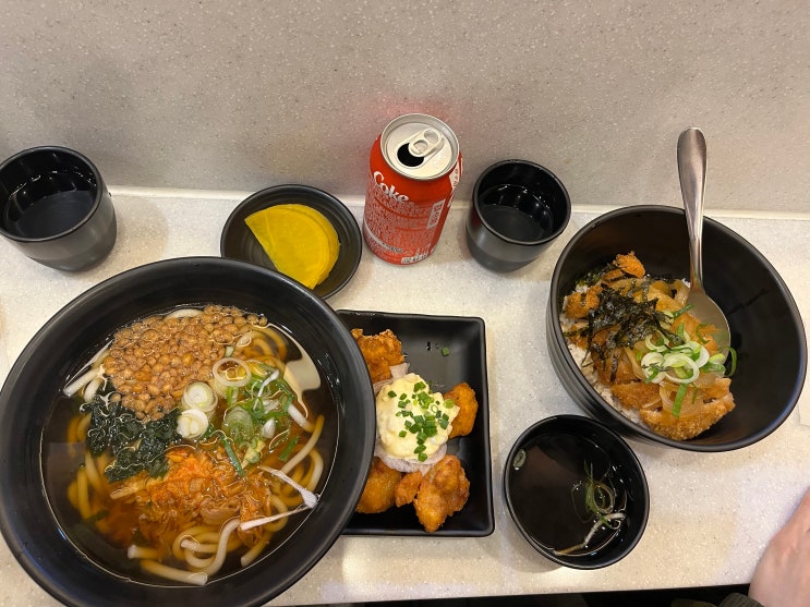  인계동 나혜석거리 맛집 역전우동0410, 따뜻한 우동은 여기로