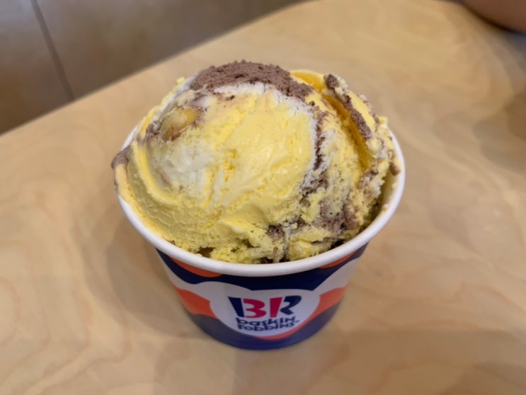 배스킨라빈스 10월 이달의맛 (짱구가 좋아하는) 외계인의 바나나킥 맛후기! (+ 가격, 이벤트, 사이즈업 정보 등등 ) 배스킨라빈스 10월 이달의맛 (짱구가 좋아하는) 외계인의 바나나킥 맛후기! (+ 가격, 이벤트, 사이즈업 정보 등등 )