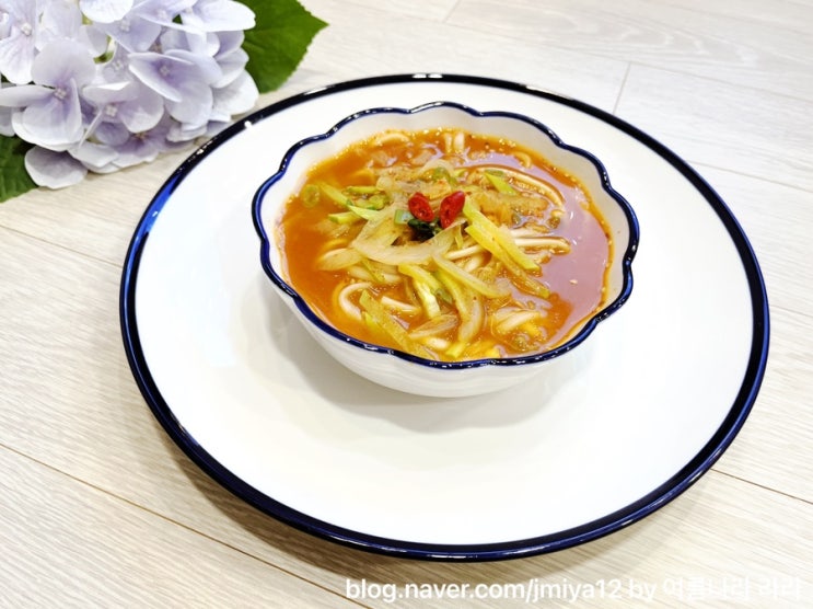  칼국수끓이는법 얼큰이 매운 칼국수 백종원 김치칼국수 만드는 법 신김치요리