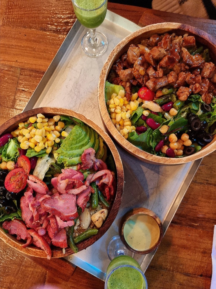  [ 강남샐러드 강남맛집 ] 들리셧 부티끄 : 양도 완전 푸짐하고 고기도 듬뿍! 여기 쫌..좋은데??!!