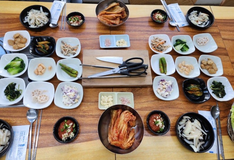 양산 통도사 맛집 수육을 썰어먹는 재미가 있는 선미돈돌이