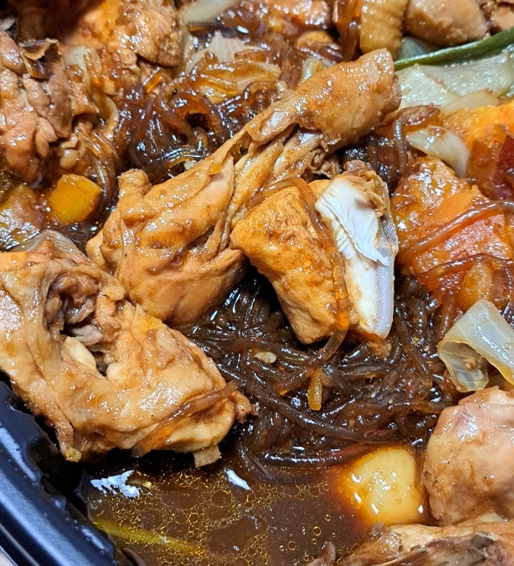  찜닭맛집 두찜 까만찜닭 간장찜닭