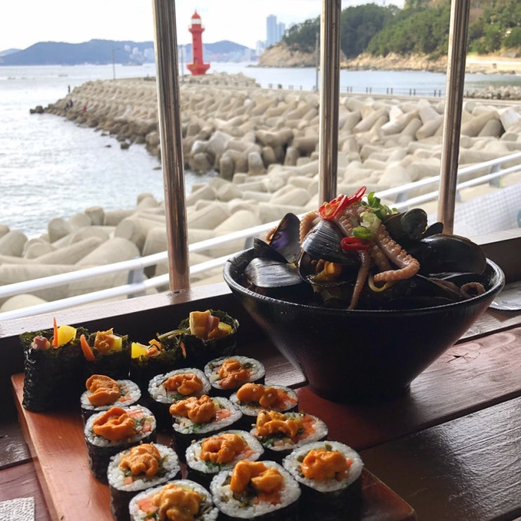  성게김밥 먹으러 영도 옥천횟집