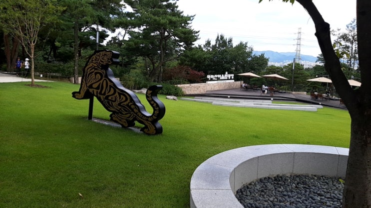  아차산숲속도서관 정식개관했습니다