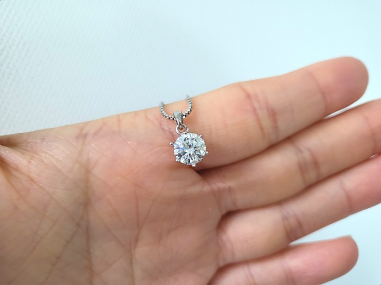 알리에서 구매한 모이사나이트 1캐럿 목걸이 (찐 다이아몬드와 비교해 보기!)