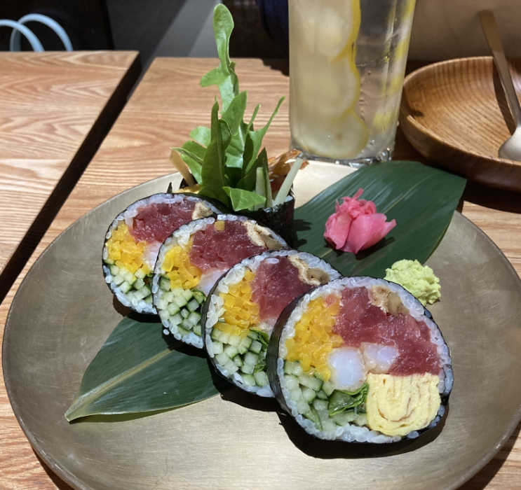  을지로 진작 솔직후기 - 후토마키, 야끼삼겹파스타, 대창덮밥, 웨이팅, 맛집