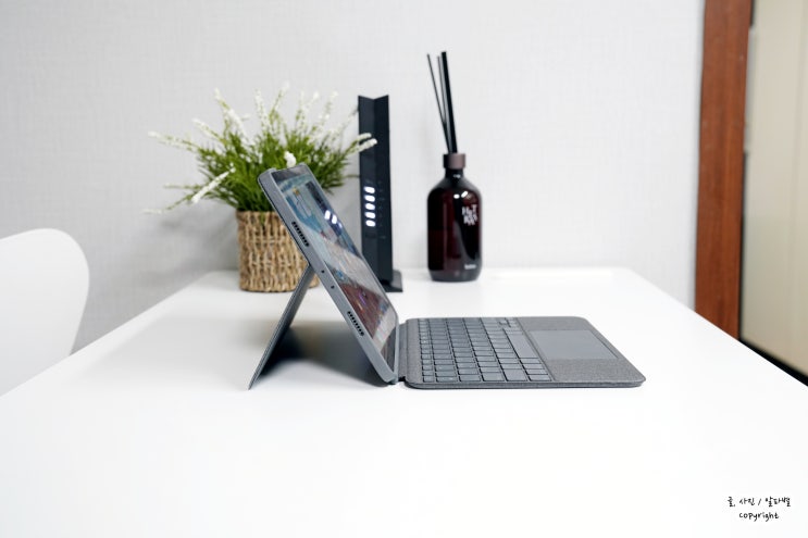  로지텍 콤보터치 iPad Pro 11인치 아이패드 키보드 4가지 활용법