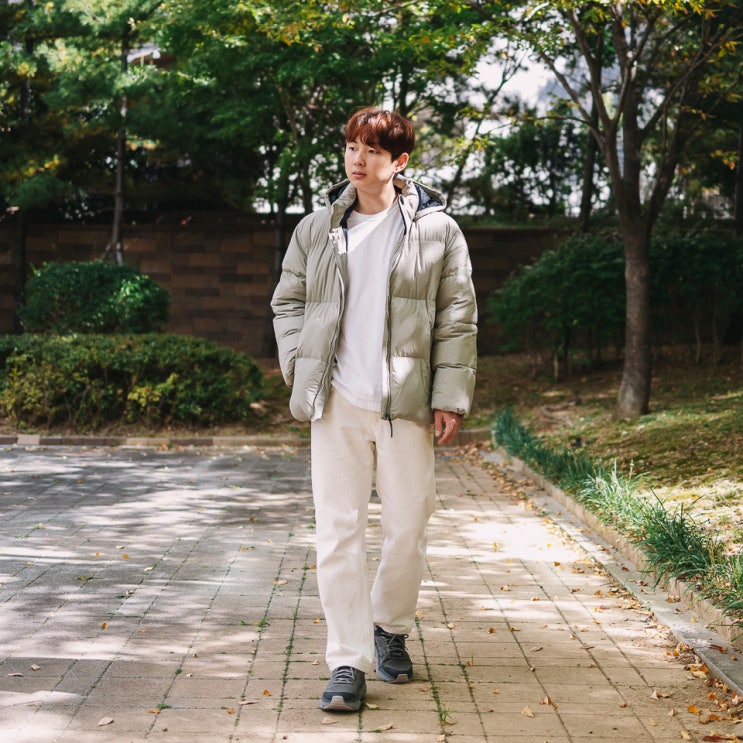  따뜻하게 걷자! 올겨울 남자 숏패딩 코디, 스케쳐스 에어리다운 & 맥스쿠셔닝 트레일