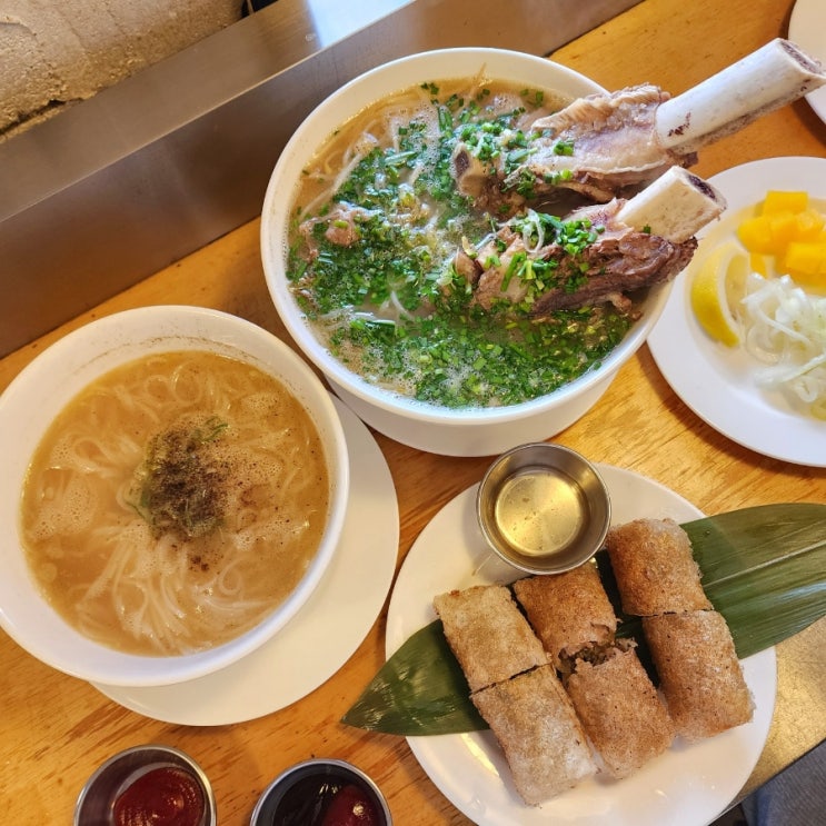  [동탄 쌀국수] 화성 동탄 센트럴파크 맛집 추천 '포레스트' 왕갈비쌀국수, 면추가, 짜조 후기
