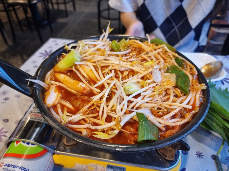  부평 추억닭발 숙주가 들어간 맛집
