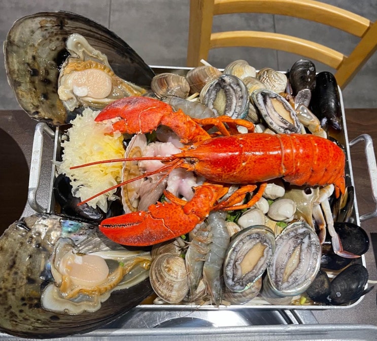  부산역맛집 - 부산하면 돼지국밥 밀양순대돼지국밥부산본점 (Feat. the명품해물탕조개구이) 내돈내산