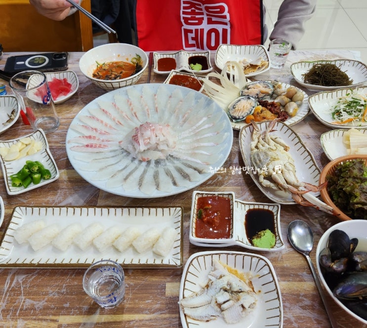  [경주/감포] 한반도대게회직판장 고급모듬회 , 꽤 싱싱하고 맛있던 곳