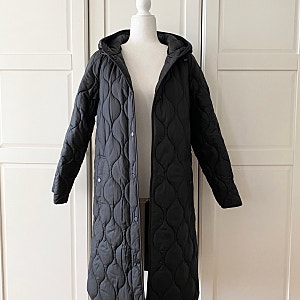 [판매완료] BCBG 블랙 퀼팅 롱패딩