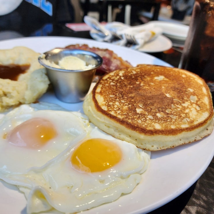 분당 정자동 핫플레이스, 버터핑거 팬케익스 (Butterfinger Pancakes), 미국 분위기 물씬 느끼고 싶을 때 가는 브런치 식당