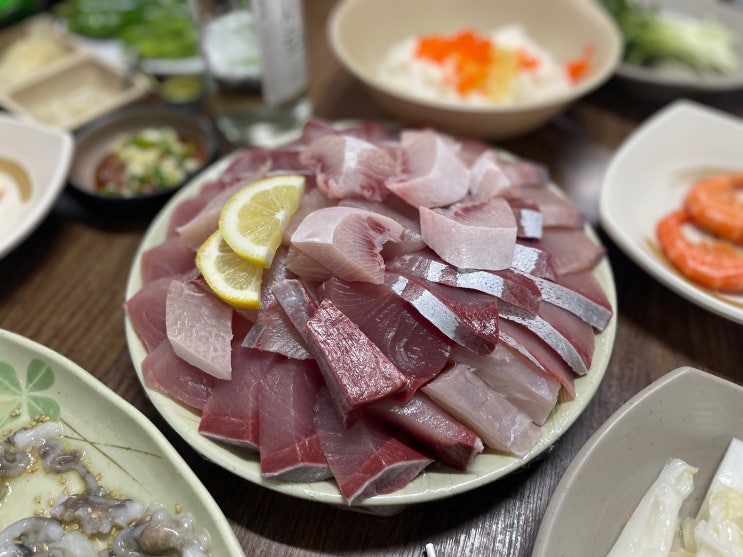  [홍대] 연남동｜바다회사랑에서 첫 방어 스타트!!