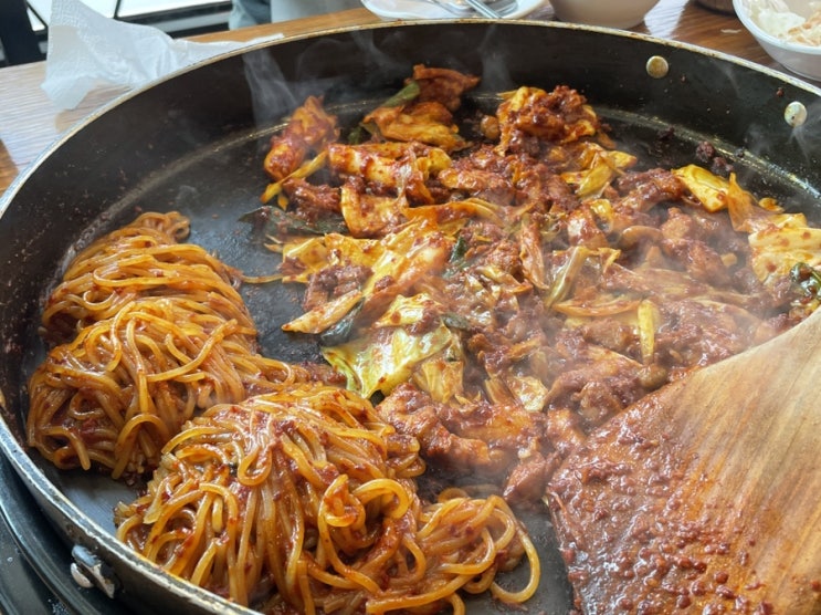  동래밥집 변함없는 유가네닭갈비 동래역 맛집
