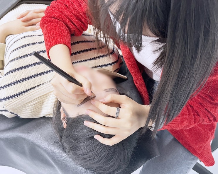  눈썹반영구수강 압을 결정하는 방법