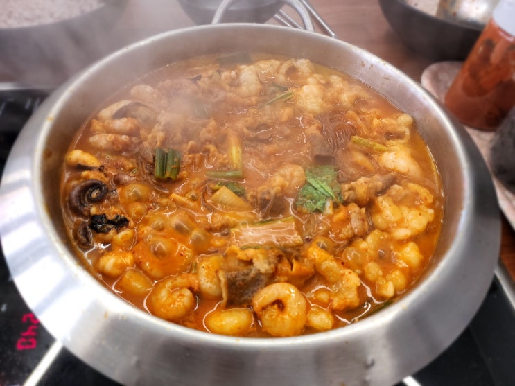  부천역 맛집 스트레스 풀리는 매운맛 낙곱새미장원 부천점