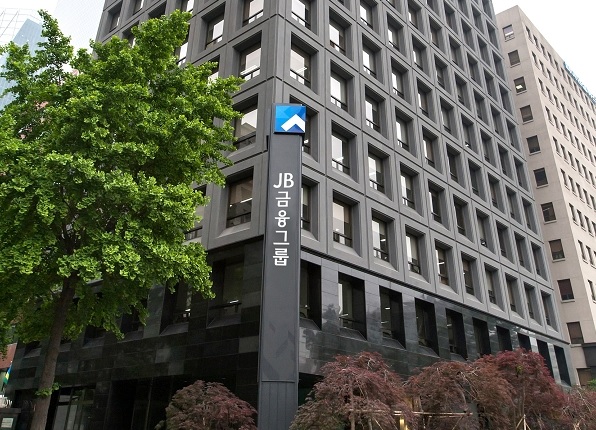  JB우리캐피탈, 사업구조 다각화…PF 부실은 위험
