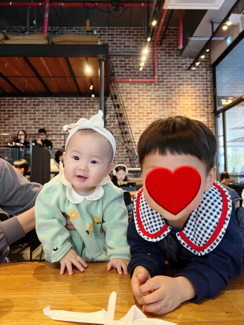 블루독베이비 24m 사이즈 | 원피스, 상하복 착샷 (9개월아기)