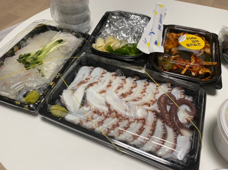  문어야 문어삼합 배달도 맛있어요