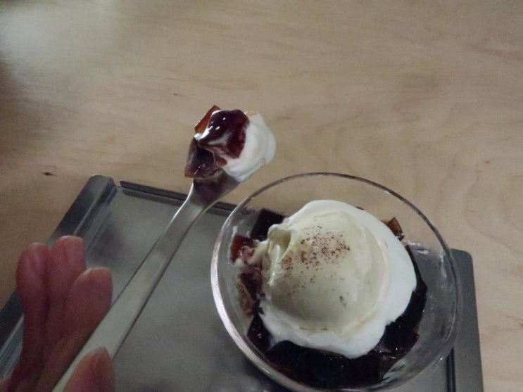  [아산 탕정 카페] 한들물빛도시에 새로 생긴 감성카페, 타비타비프레바 에서 커피젤리