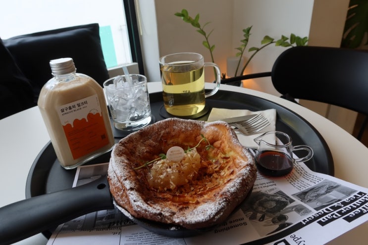 [연남동] 유행하는 버터팬케이크와 밀크티가 맛있는 비포블루밍