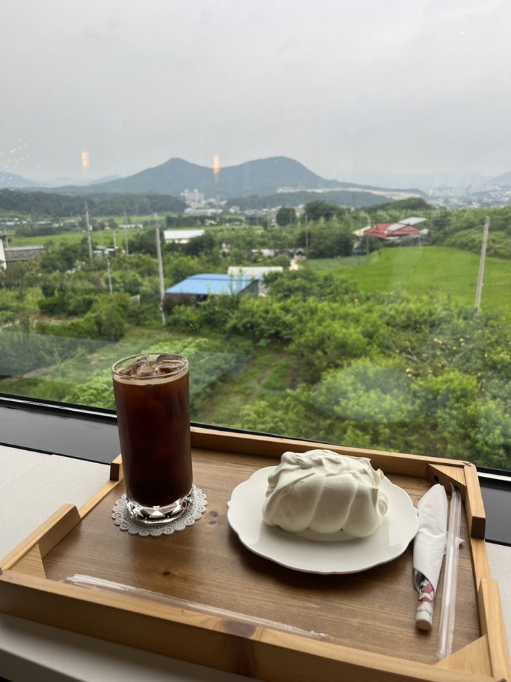  [춘천] 동내면 뷰 좋고 조용한 힐링카페 '로떤느(lautomne)'
