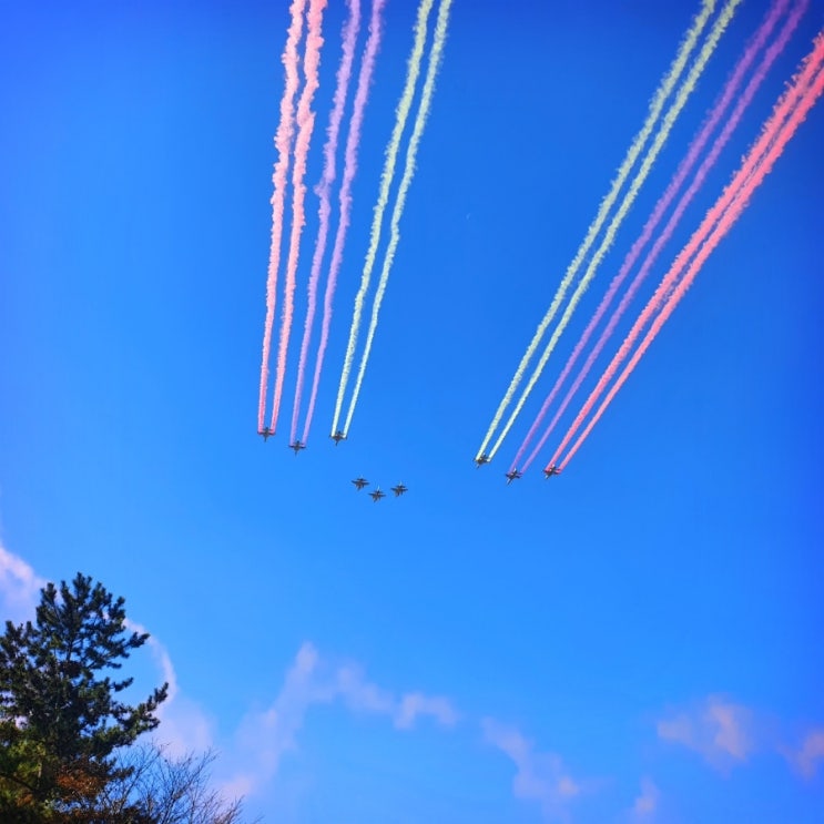  사천 엑스포 에어쇼 사천항공우주엑스포 F35 편대 F16 FA50 편대 비행기쇼 한국항공우주KAI