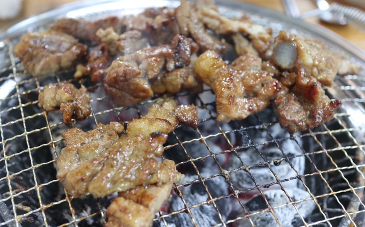  대전 만년동 점심 왕갈비탕과 함흥냉면이 끝내주는 왕포면옥