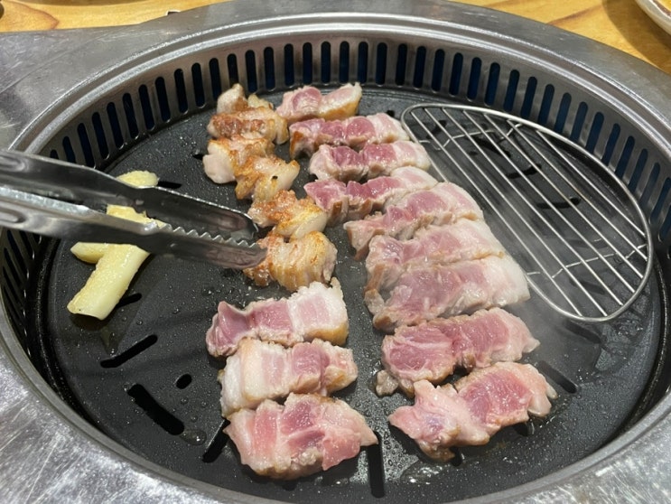  부천 맛찬들 왕소금구이 :: 명이나물 무한 :: 존맛탱 :: 구워 먹는 치즈와 조합 굿 :: 부천시청역맛집 부천중동맛집