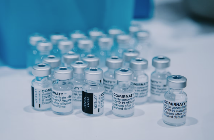  아무말 / 독감백신 제조사별 효능차이는 없다고 한다. GSK 사노피 녹십자