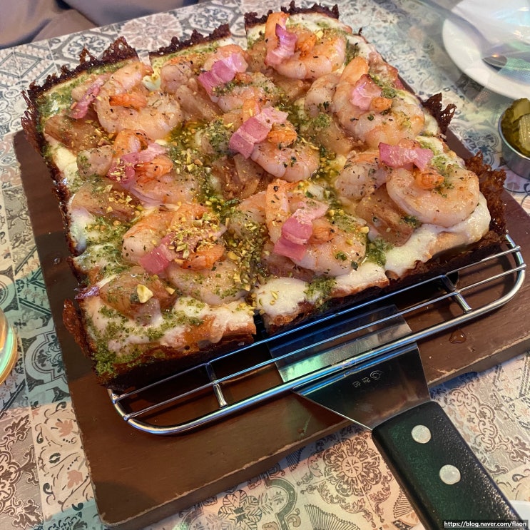  [서울/압구정로데오역] 도산공원/압구정로데역 디트로이트 피자, 파스타 맛집 “피자덕후 피자힙” 강추!