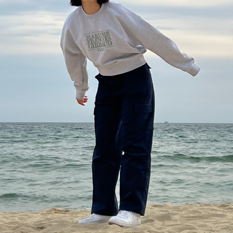  마리떼프랑소와저버 크롭 맨투맨 & 모네 로하 팬츠 (내돈내산)