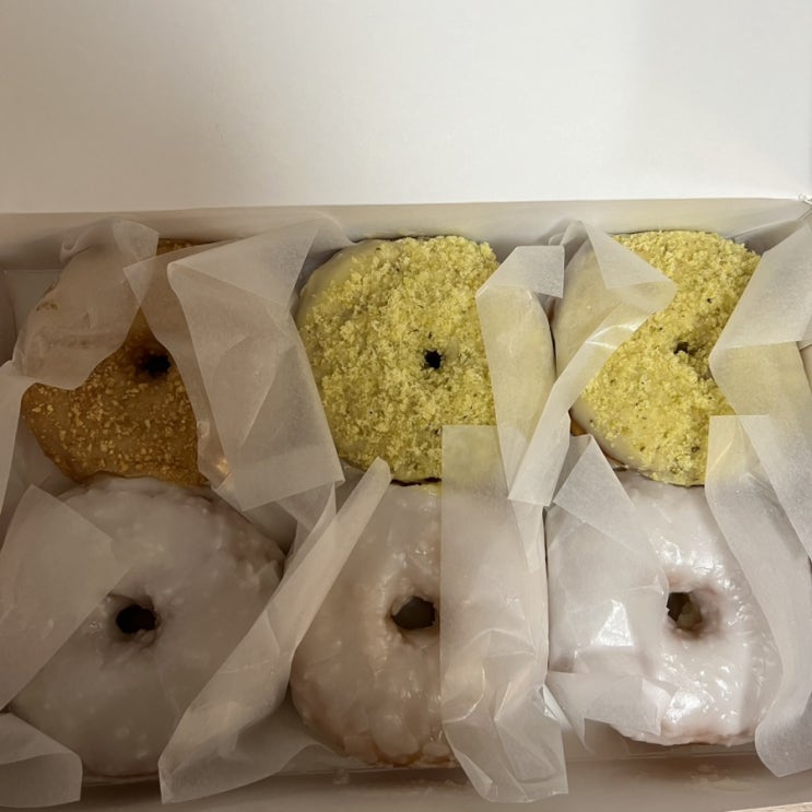  [가로수길 맛집] 올드페리도넛 가로수길점::칠전팔기 도넛 사냥꾼| 5가지 도넛 후기