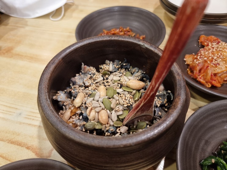  부평 노포 맛집 오구당당 우렁쌈밥 맛있어!!