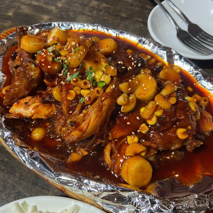 [혜화역 치킨] 양념 숯불바베큐가 맛있어서 한방통닭구이가 궁금했던 비어오크-내돈내산 솔직후기