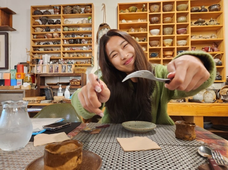  증명사진 뚝딱 후 건강검진 뚝딱 후 밥먹기~~~