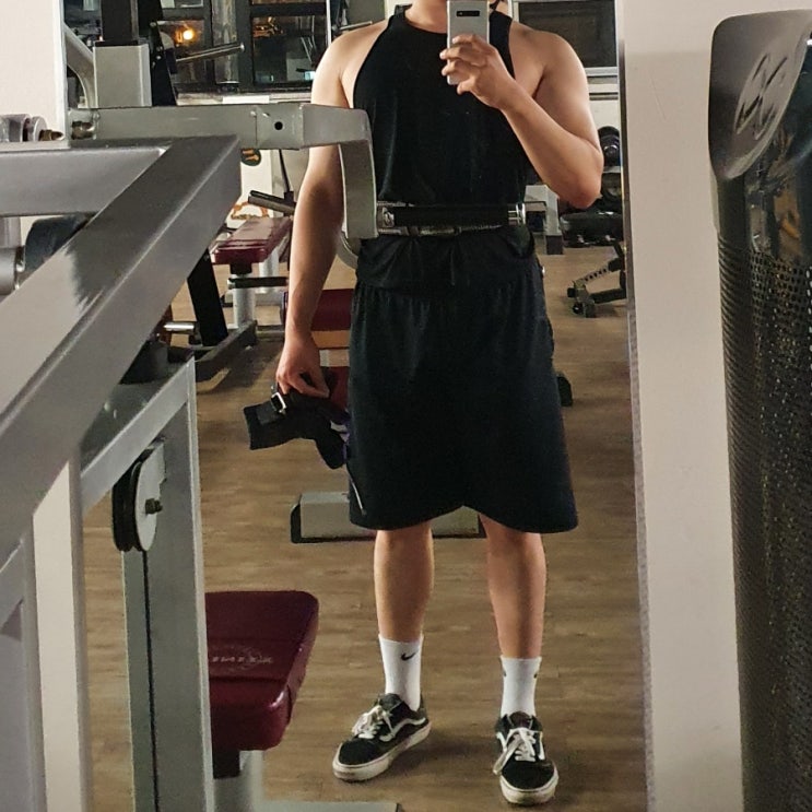오늘 헬스장 운동 루틴 (208) 오늘 헬스장 운동 루틴 (208)