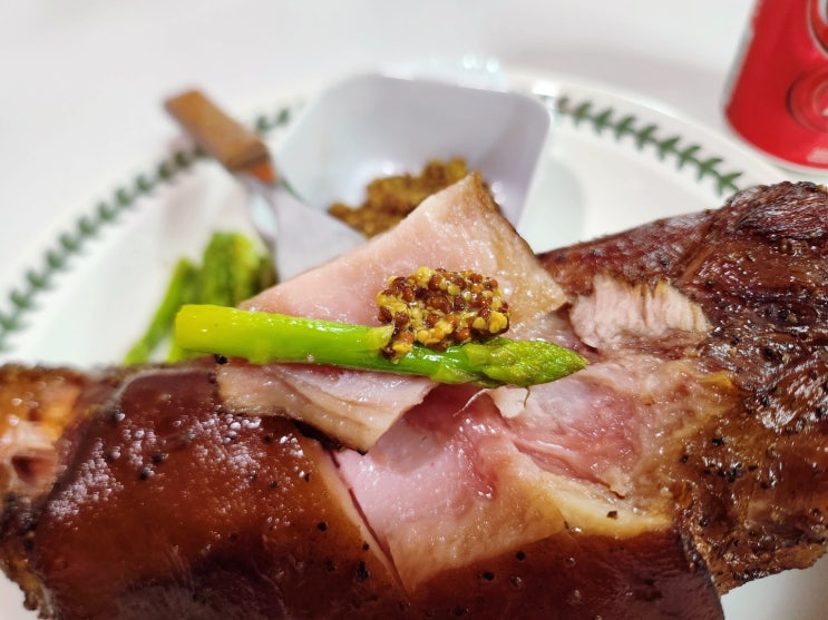  [캠핑요리] 슈바이학센 텍사스 바베큐 족발 맛있게 굽는법