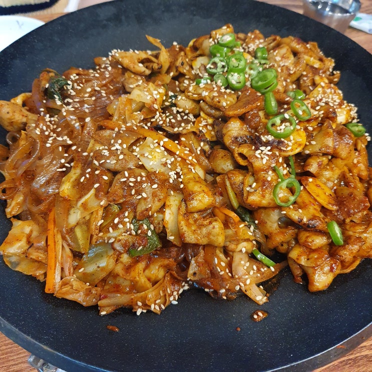  곱창볶음 야채곱창 그리고 알곱창 배터지게
