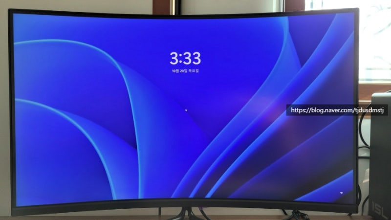 한성 컴퓨터 32인치 커브드 게이밍 모니터 TFX32U06V 사용 후기