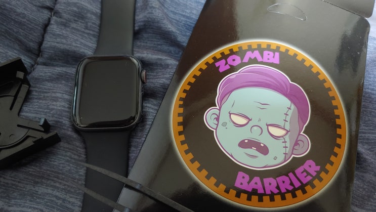 부착틀로 손쉽게 부착 좀비베리어 애플워치 44mm 풀커버 보호필름 솔직 후기 부착틀로 손쉽게 부착 좀비베리어 애플워치 44mm 풀커버 보호필름 솔직 후기