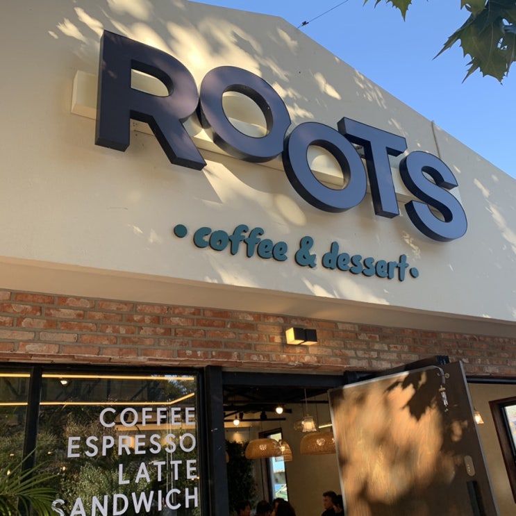  안동 대형 카페 루츠 커피: ROOTS COFFEE