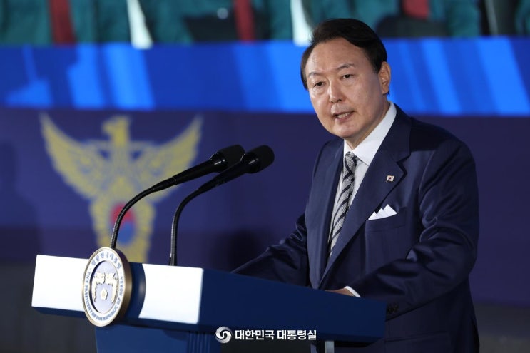 <b>대통령</b>, 국민의 경찰을 위한 제77주년 <b>경찰의</b> 날 <b>기념식</b> 참석