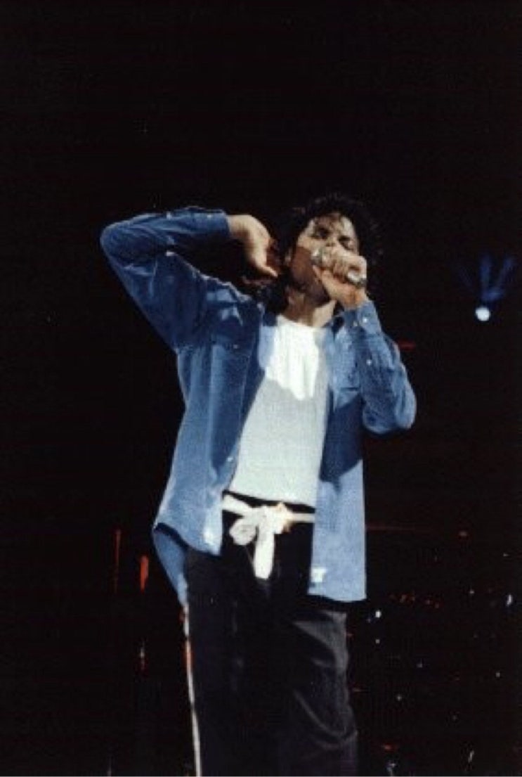 Michael Jackson-The Way You Make Me Feel(1)