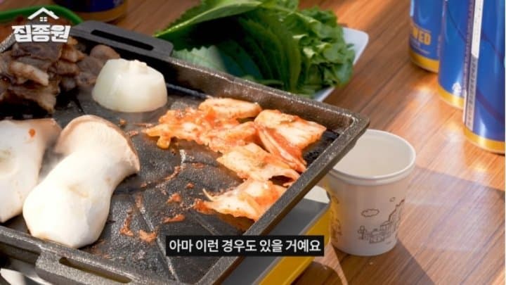  대한민국 요리 연구가겸 요식 기업인 백종원이 집종원에서 말하는 삼겹살 기름 활용법
